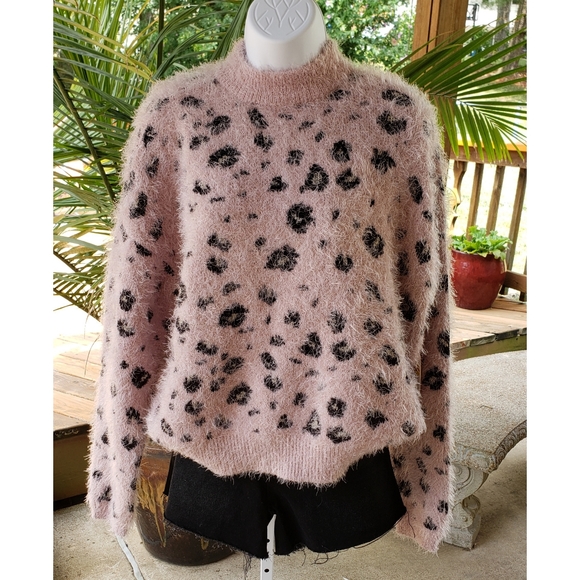 NWT Candies PlusSize Pink Leopard Cozy Sweater XXL - Picture 2 of 6